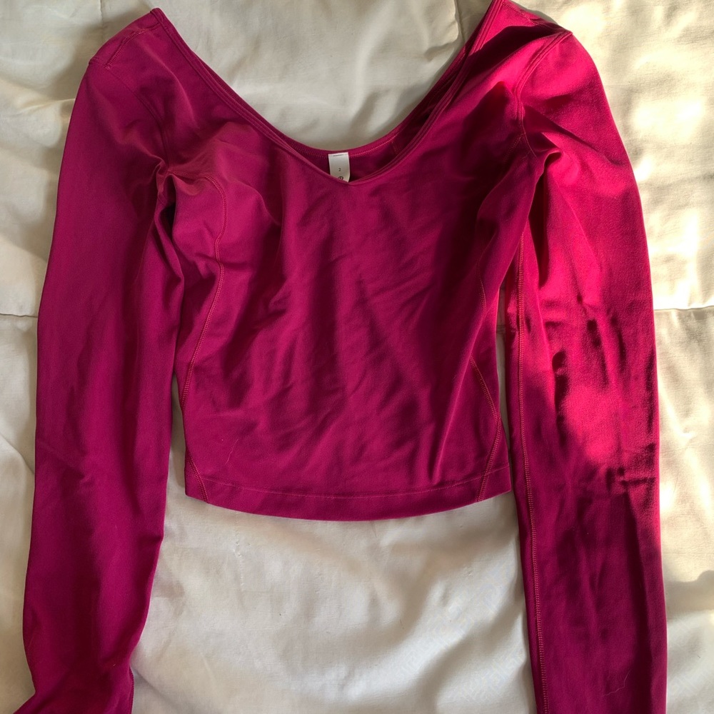 lululemon athletica Long Sleeve Scoop Neck Top in Magenta